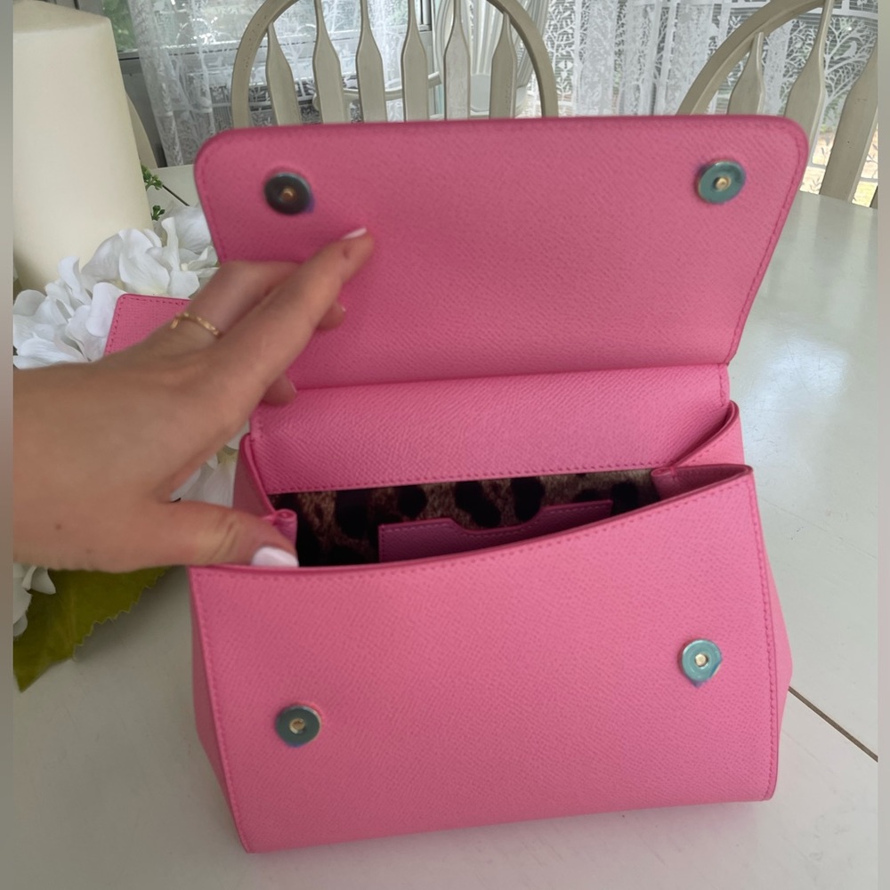 ❌SOLD OUT❌Dolce & Gabbana Pink Floral Sicily Top Handle Bag - Picture 10 of 13